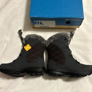 Columbia Youth Ice Maiden Lace ll Water Proof Winter Faux Fur lace up Boots Sz 2